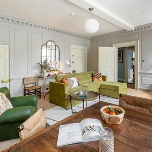 Superior Rosewell House - Centre United Kingdom