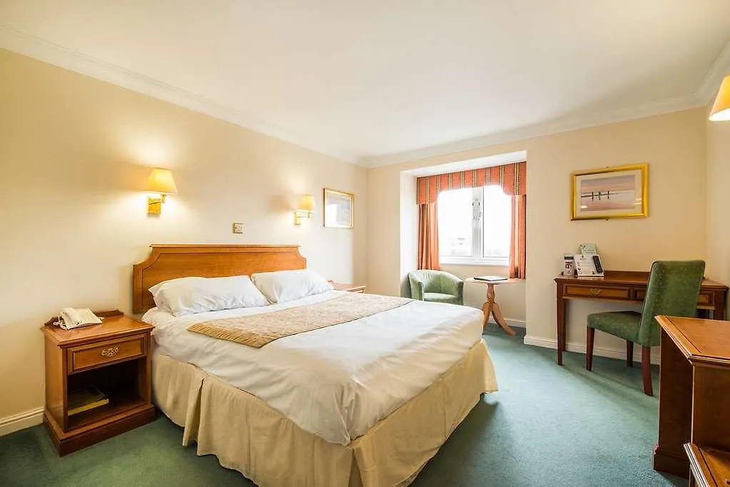 Arden Hotel And Leisure Club Bickenhill 3*,